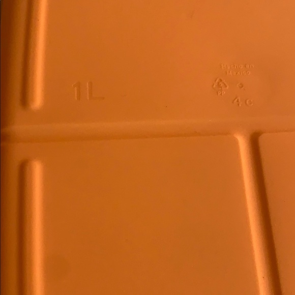 Orange Divided Lunch Box - Picture 4 of 5